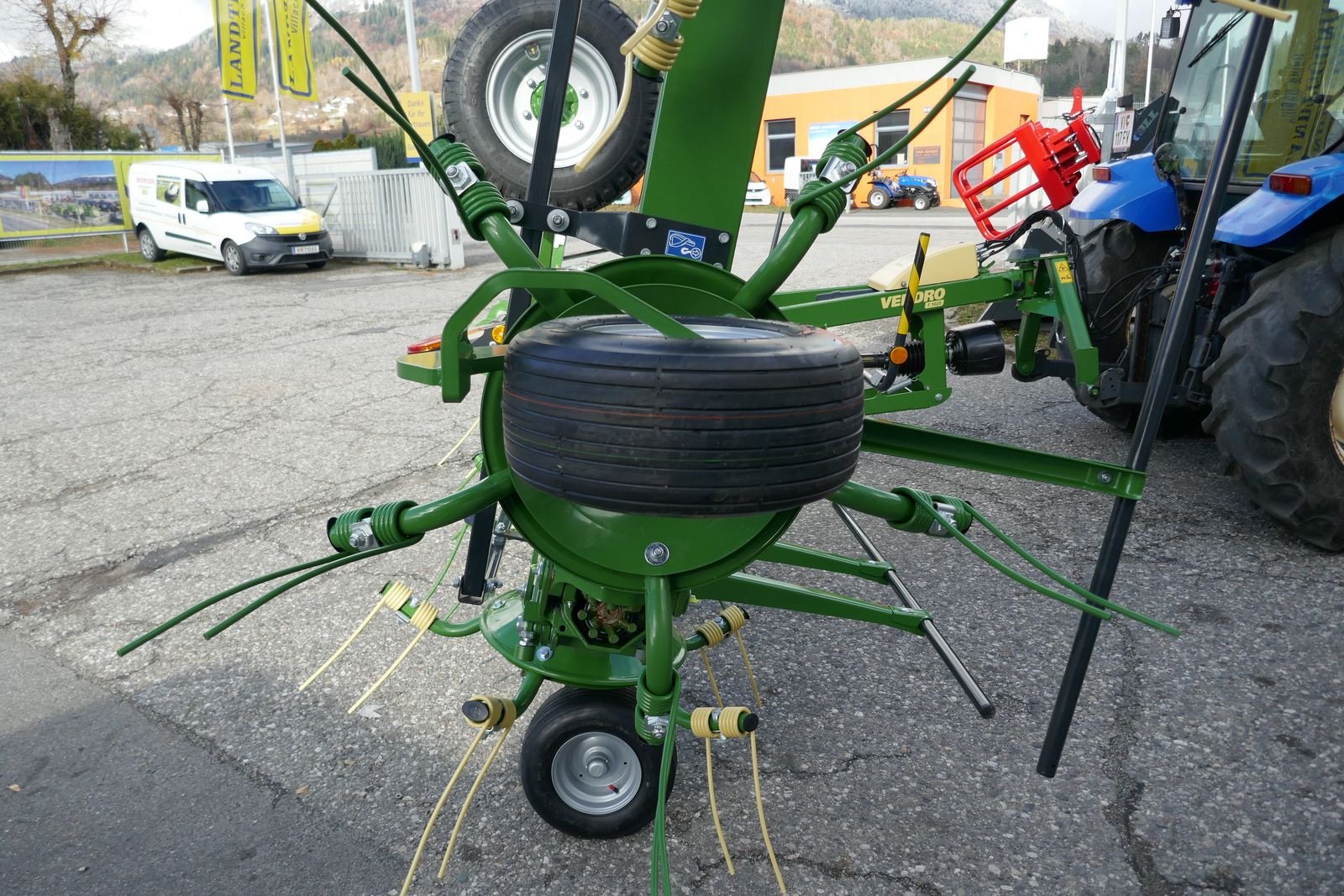 Kreiselheuer Türe ait Krone Vendro T 1020, Gebrauchtmaschine içinde Villach (resim 7)