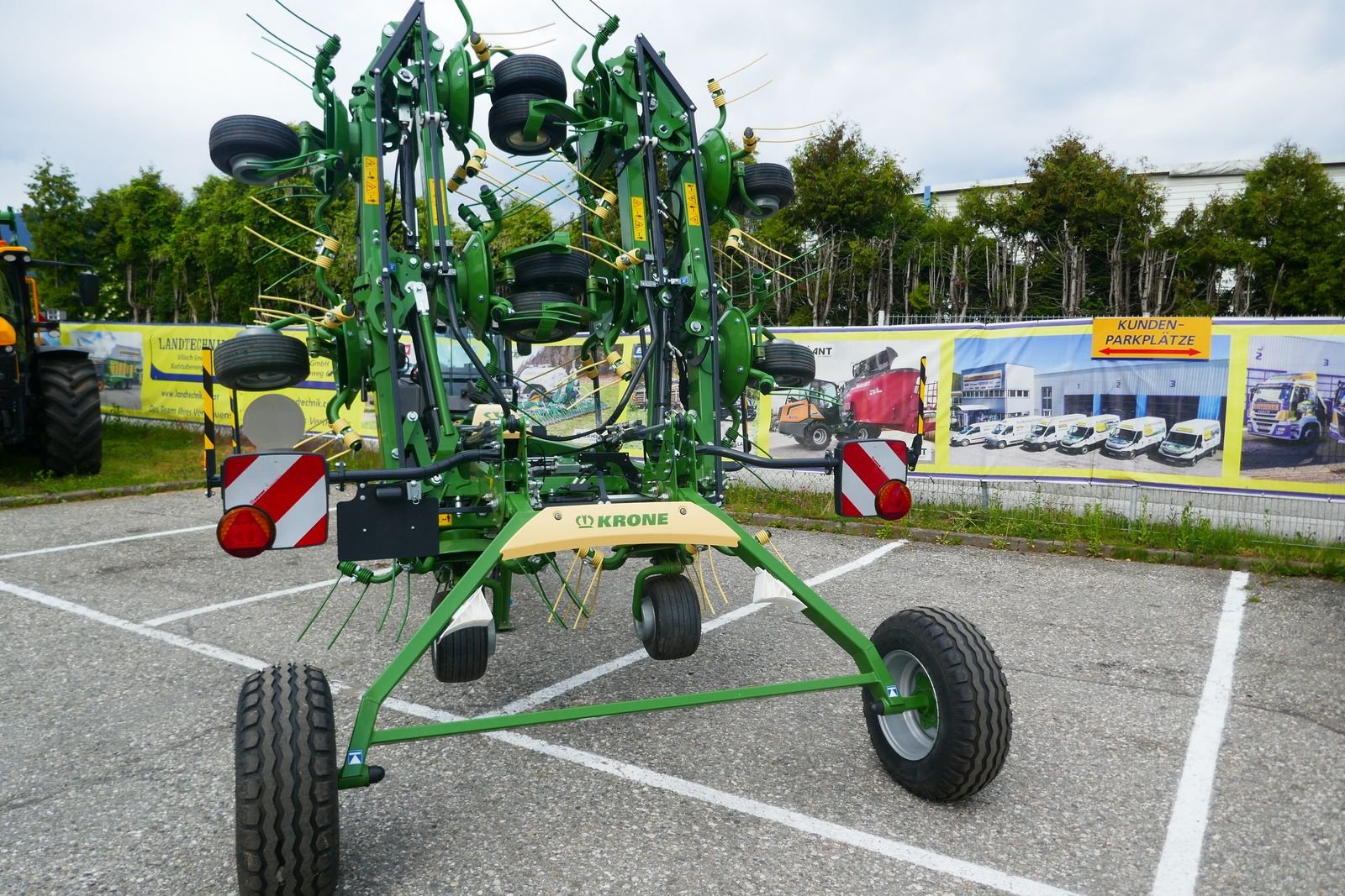 Kreiselheuer Türe ait Krone Vendro T 1020, Gebrauchtmaschine içinde Villach (resim 7)