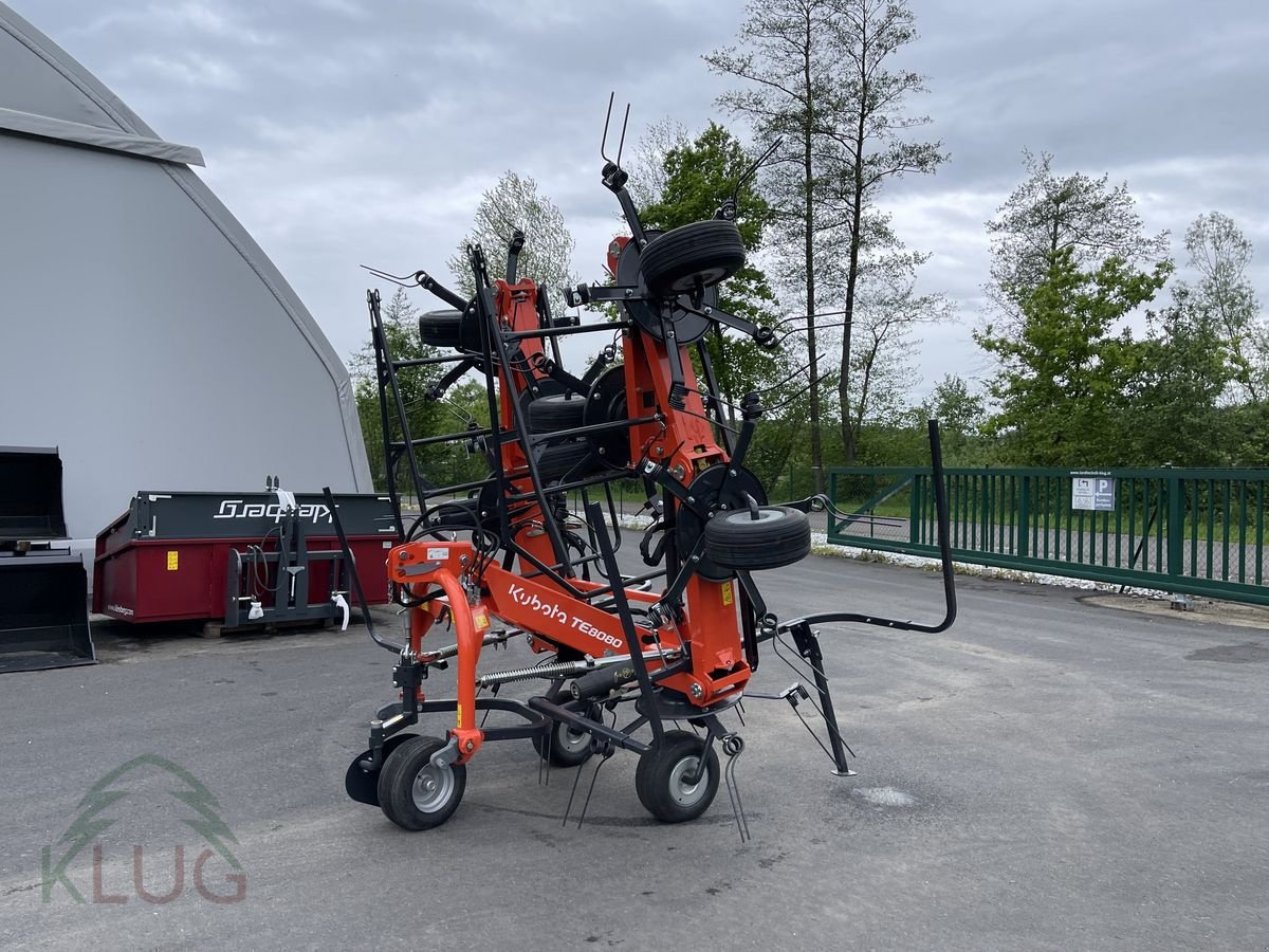 Kreiselheuer des Typs Kubota TE8080 8-Kreisler, Neumaschine in Pirching am Traubenberg (Bild 8)