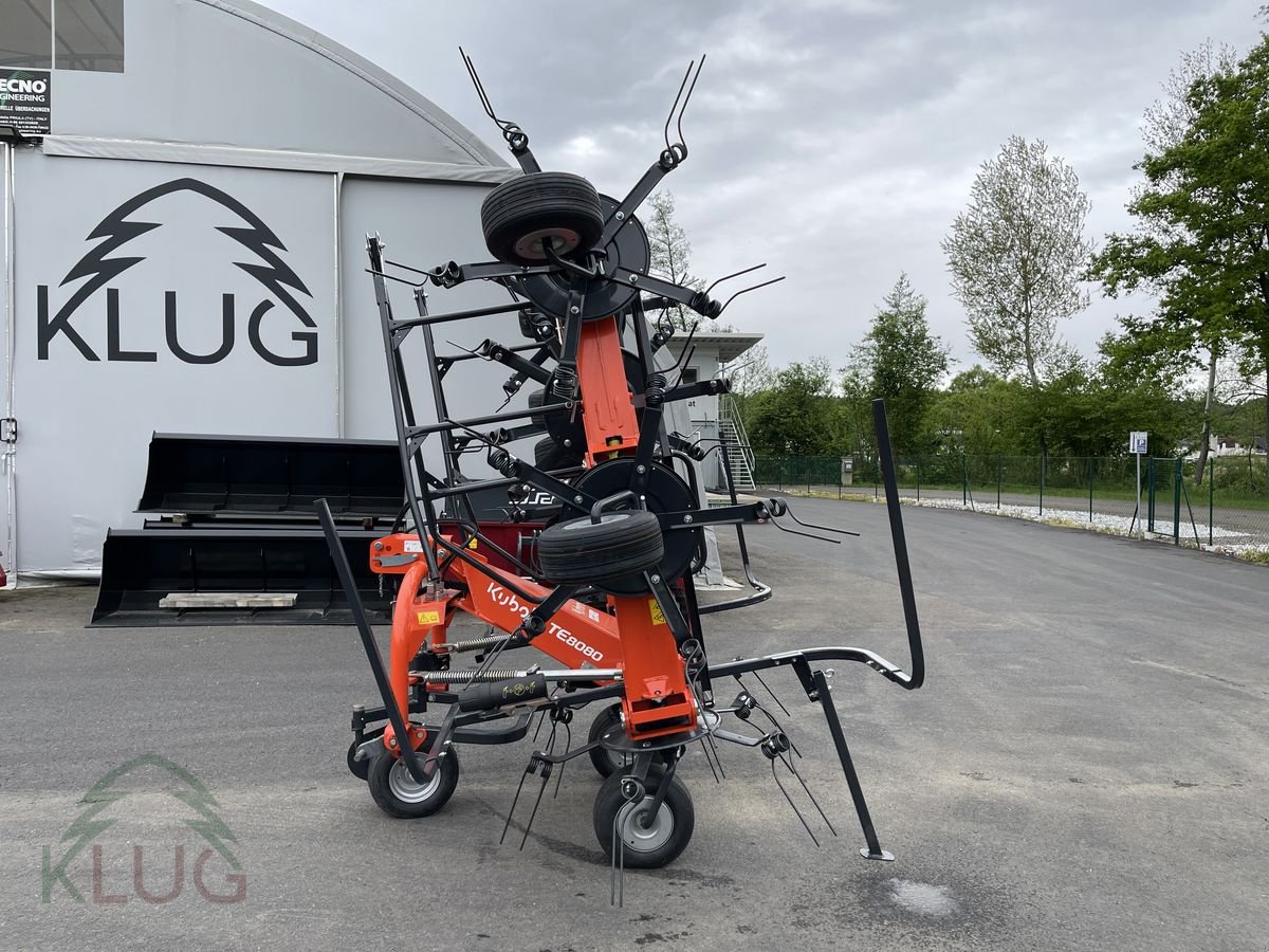 Kreiselheuer des Typs Kubota TE8080 8-Kreisler, Neumaschine in Pirching am Traubenberg (Bild 10)
