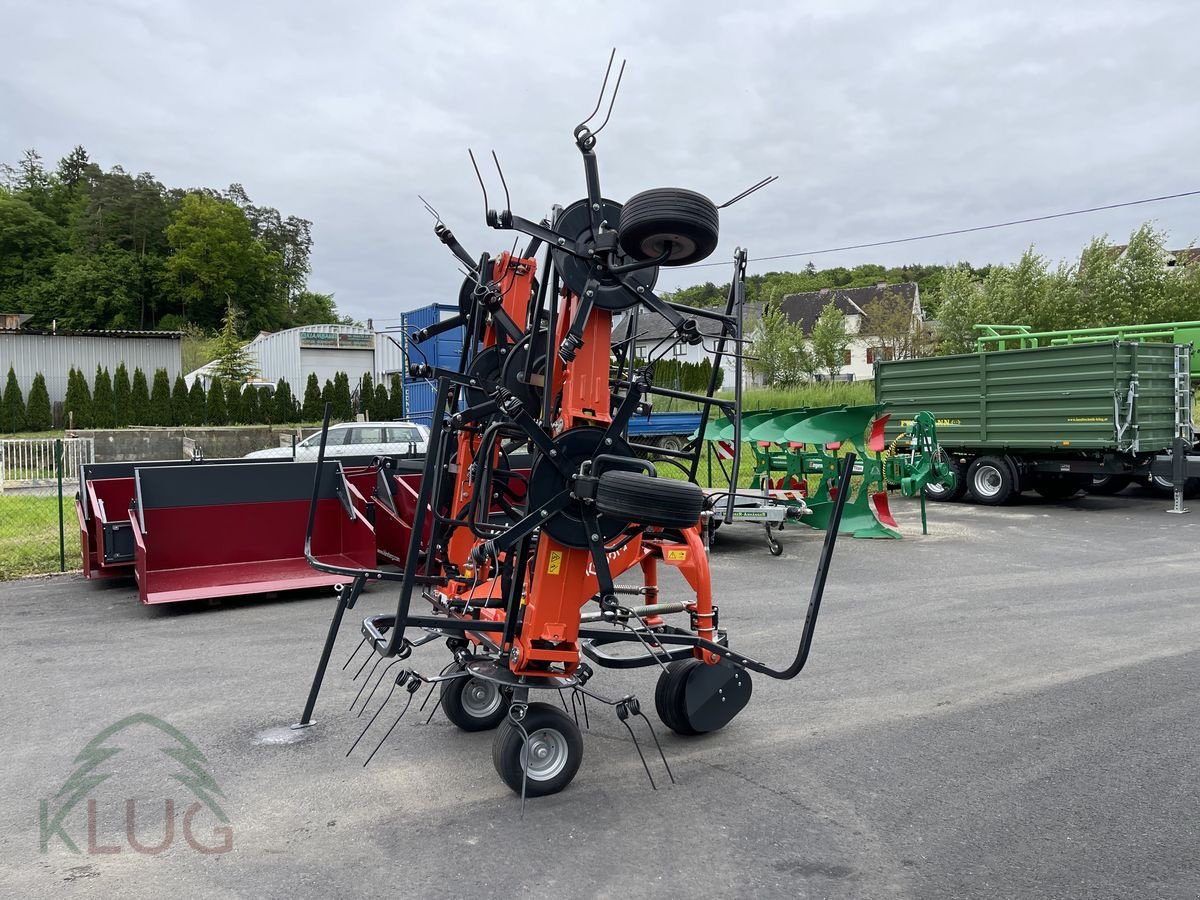 Kreiselheuer des Typs Kubota TE8080 8-Kreisler, Neumaschine in Pirching am Traubenberg (Bild 18)