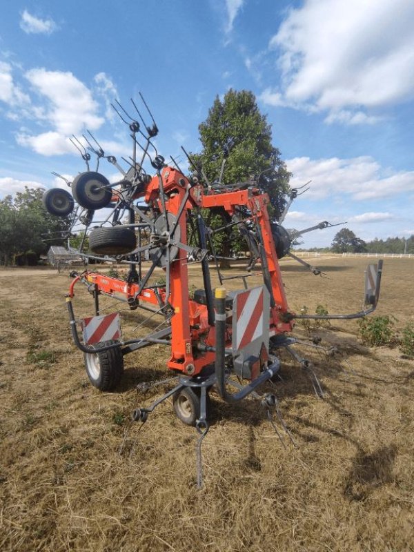 Kreiselheuer des Typs Kubota TE8511C, Gebrauchtmaschine in COGNAC LA FORET (Bild 5)