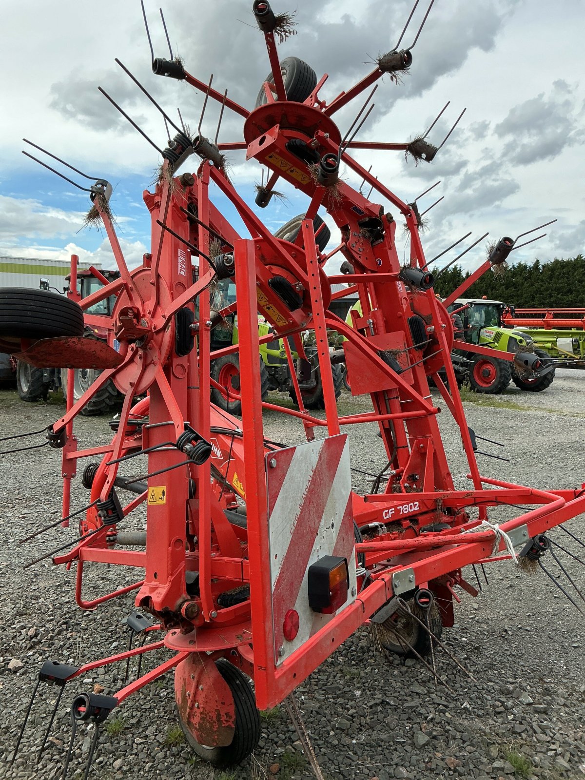 Kreiselheuer typu Kuhn FANEUSE GF 7802, Gebrauchtmaschine v ST CLEMENT DE LA PLACE (Obrázek 5)