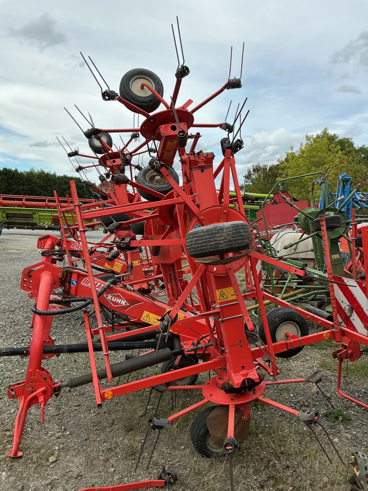Kreiselheuer typu Kuhn FANEUSE GF 7802, Gebrauchtmaschine v ST CLEMENT DE LA PLACE (Obrázek 2)