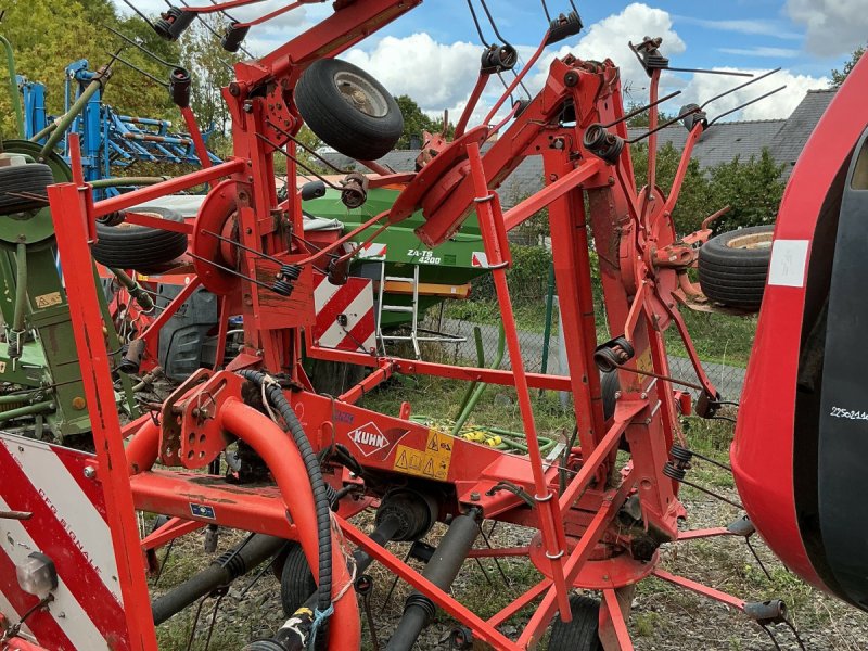 Kreiselheuer typu Kuhn FANEUSE GF 7802, Gebrauchtmaschine v ST CLEMENT DE LA PLACE (Obrázek 1)