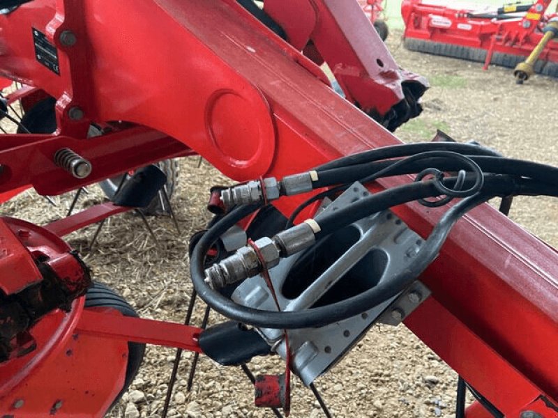 Kreiselheuer του τύπου Kuhn FANEUSE KUHN GF 13012, Gebrauchtmaschine σε NOGENT (Φωτογραφία 5)