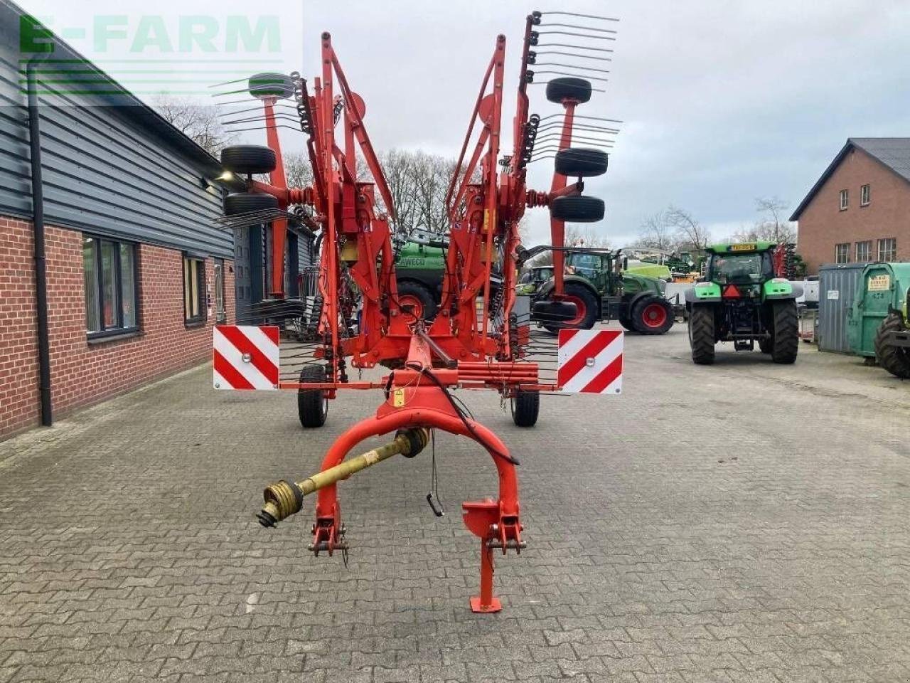 Kreiselheuer del tipo Kuhn ga 8121, Gebrauchtmaschine en ag BROEKLAND (Imagen 6)