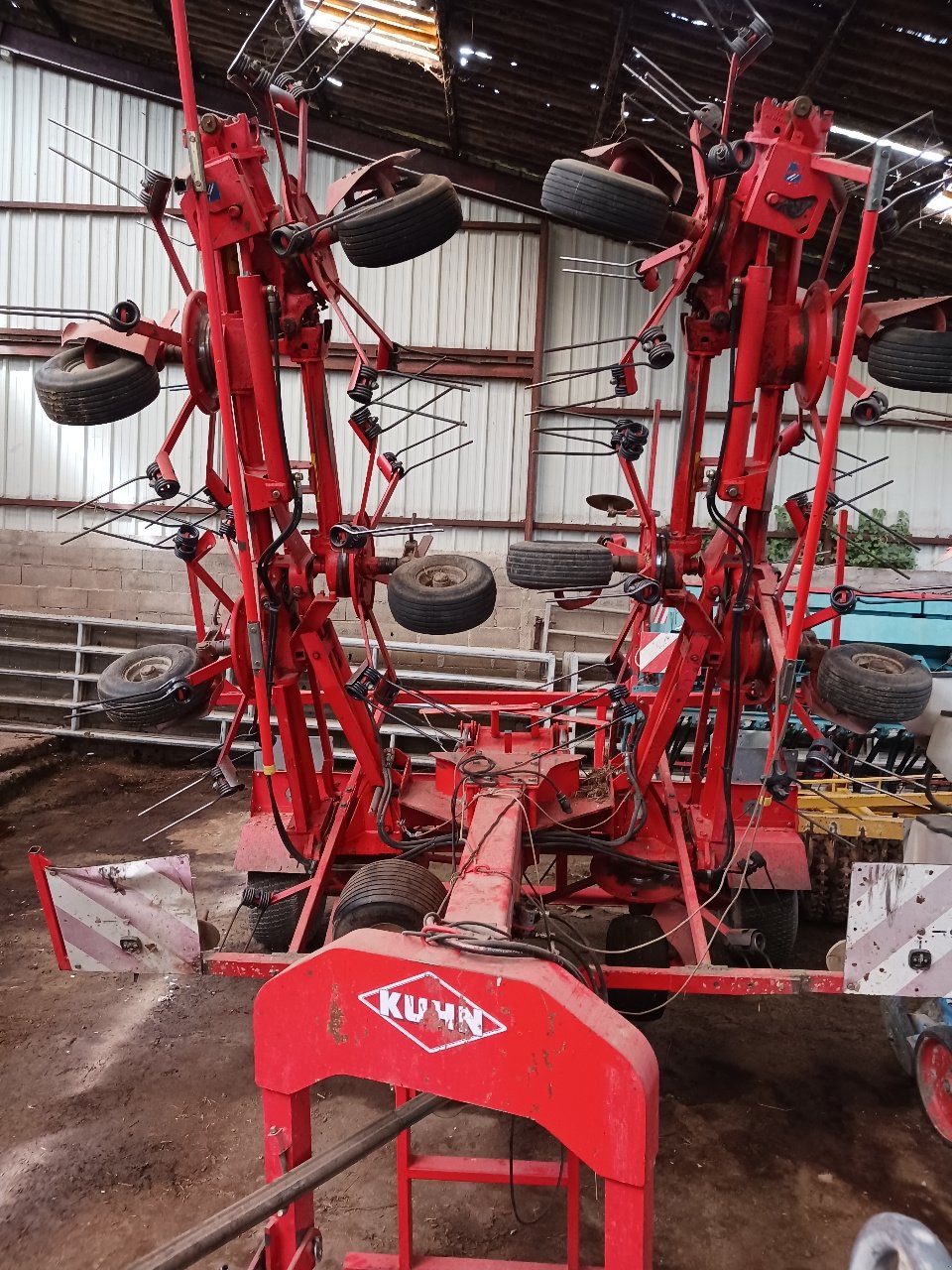 Kreiselheuer typu Kuhn GF 10601 TO, Gebrauchtmaschine v SAINT HILAIRE EN MORVAN (Obrázek 4)