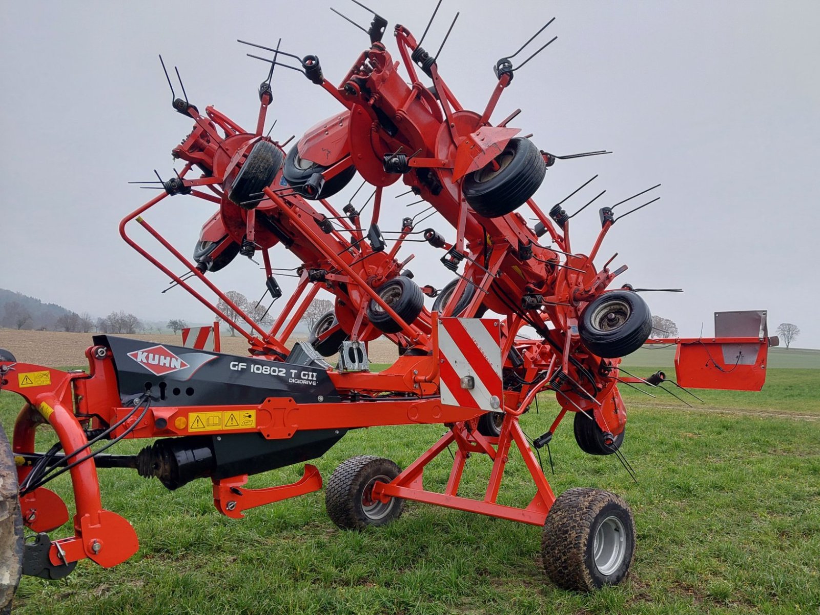 Kreiselheuer типа Kuhn GF 10802 T Gen II DIGIDRIVE, Gebrauchtmaschine в Roggenburg (Фотография 1)