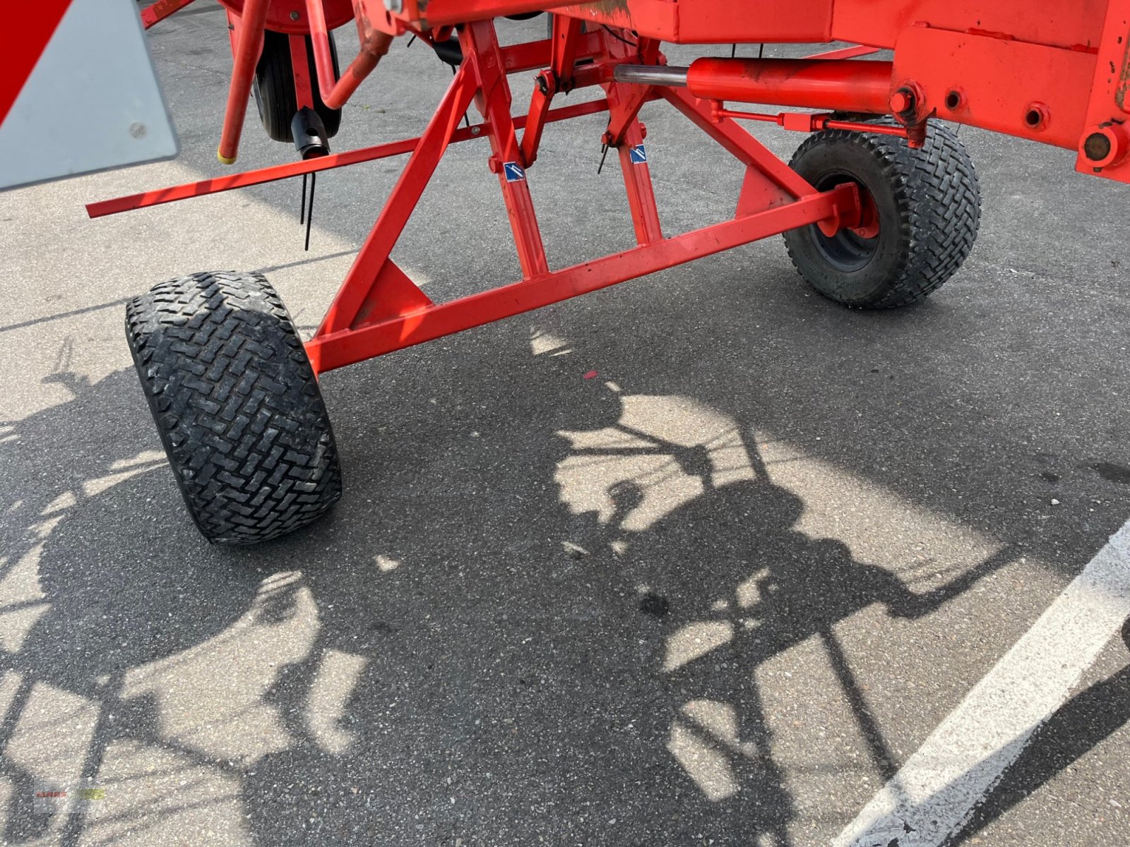 Kreiselheuer van het type Kuhn GF 10802 T REPARATURBEDÜRFTIG, Gebrauchtmaschine in Langenau (Foto 10)