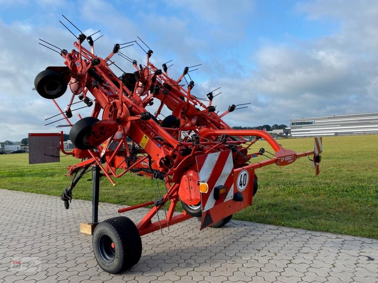 Kreiselheuer des Typs Kuhn GF 10802T DIGIDRIVE HEUWENDER, Gebrauchtmaschine in Oyten (Bild 4)