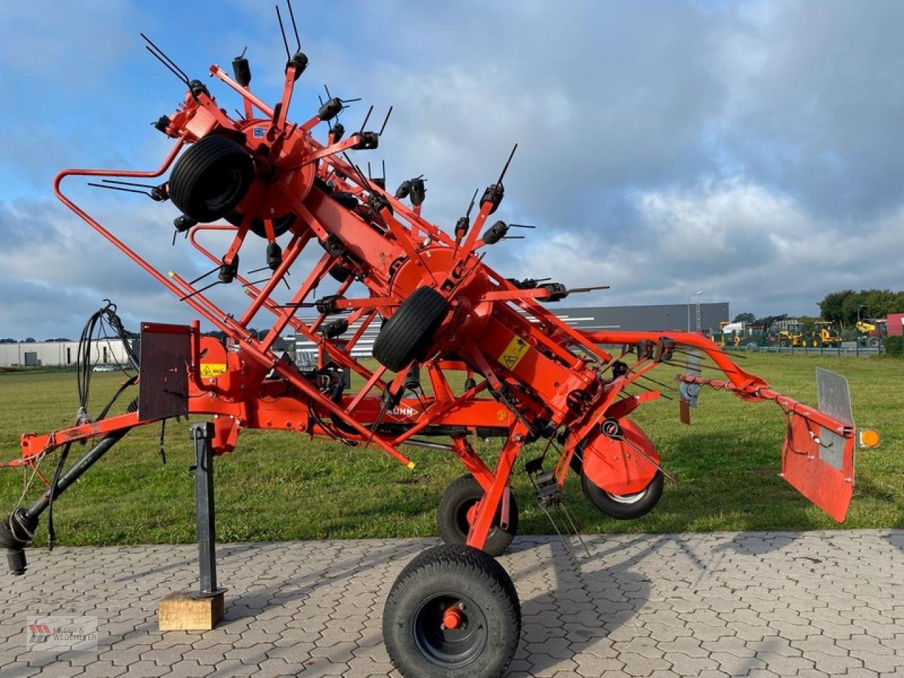 Kreiselheuer des Typs Kuhn GF 10802T DIGIDRIVE HEUWENDER, Gebrauchtmaschine in Oyten (Bild 5)