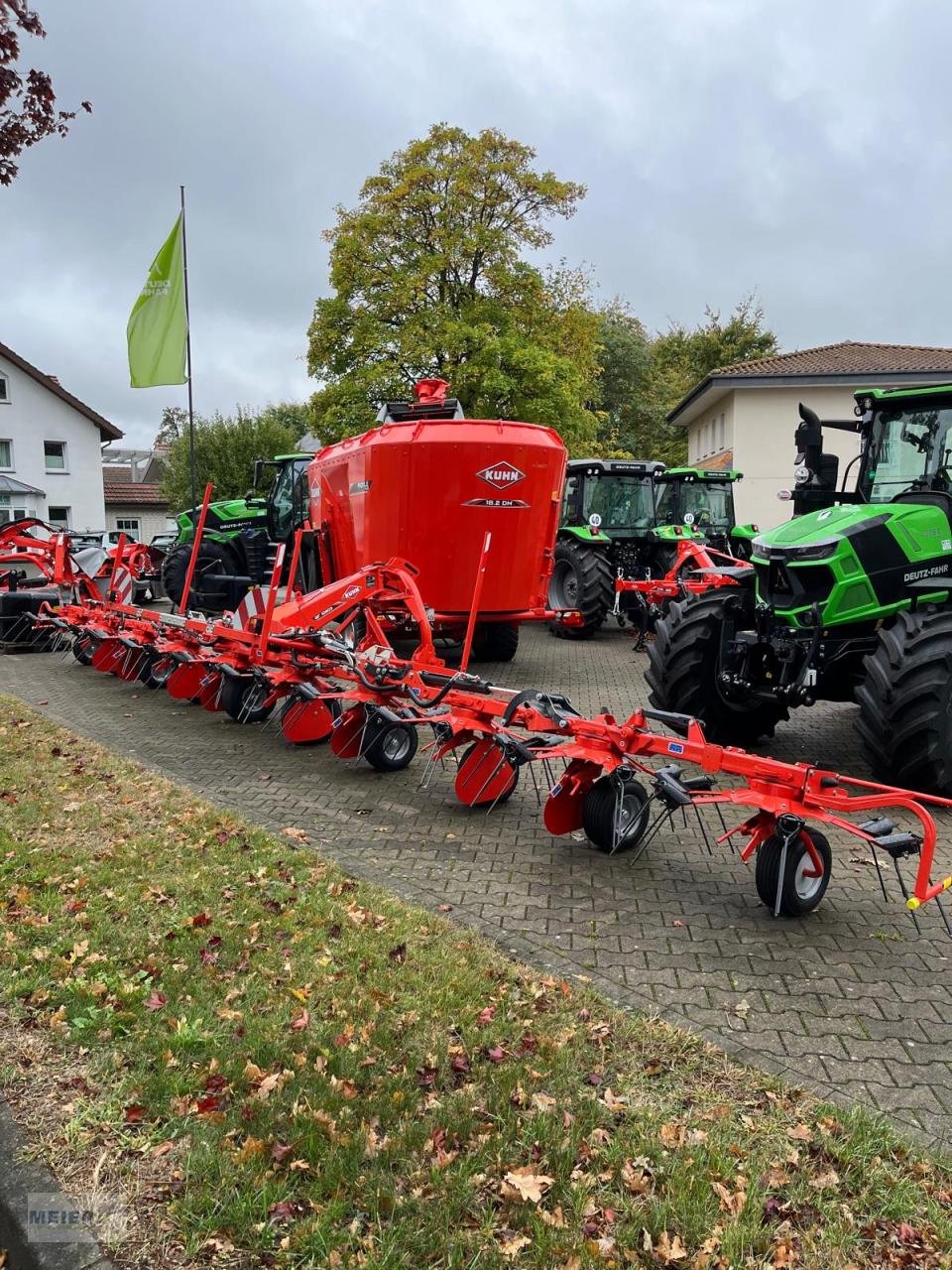 Kreiselheuer del tipo Kuhn GF 10803, Neumaschine In Delbrück (Immagine 3)