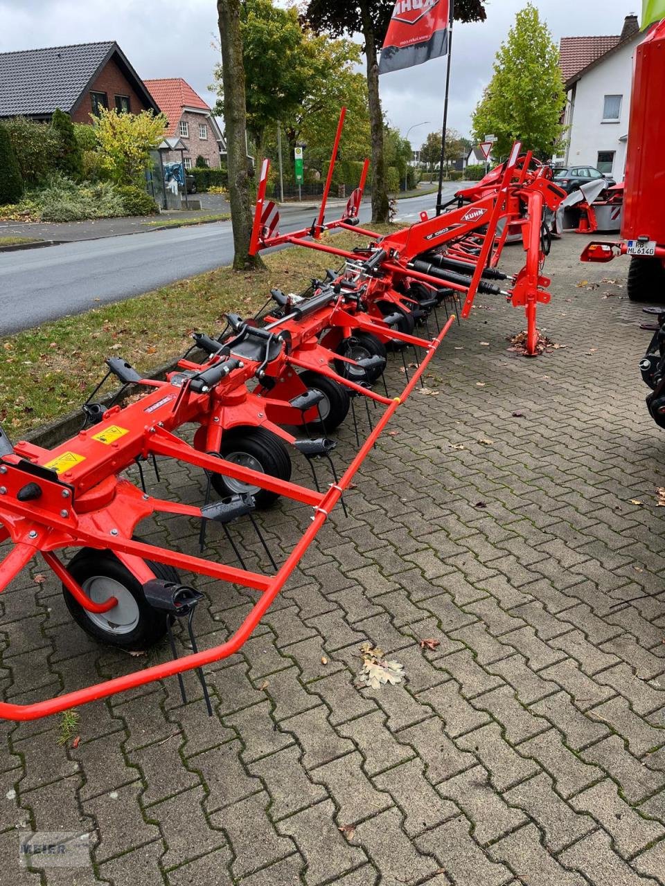 Kreiselheuer del tipo Kuhn GF 10803, Neumaschine In Delbrück (Immagine 4)