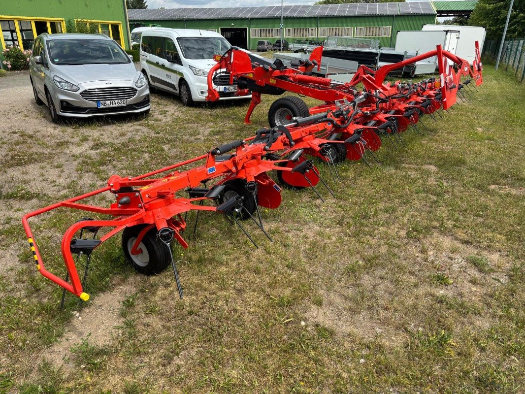 Kreiselheuer des Typs Kuhn GF 10803T, Neumaschine in Plau am See / OT Klebe (Bild 2)