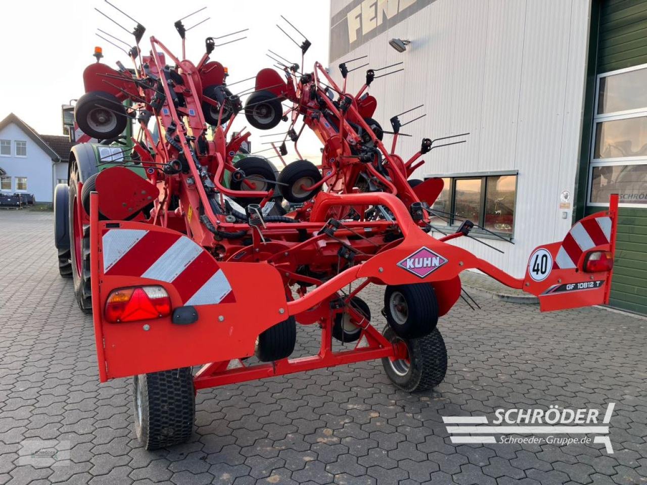 Kreiselheuer des Typs Kuhn GF 10812 T, Gebrauchtmaschine in Leizen (Bild 8)