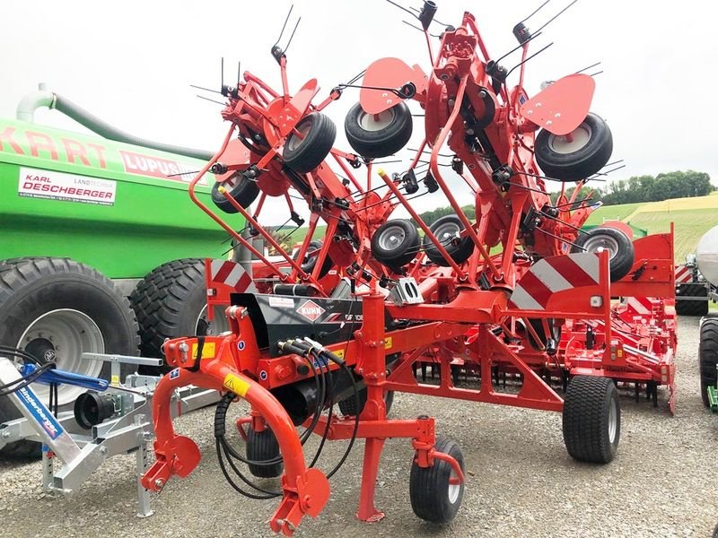 Kreiselheuer tip Kuhn GF 10812T Kreiselheuer gezogen, Neumaschine in St. Marienkirchen (Poză 1)