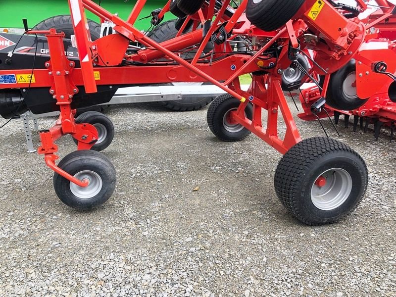 Kreiselheuer tip Kuhn GF 10812T Kreiselheuer gezogen, Neumaschine in St. Marienkirchen (Poză 7)