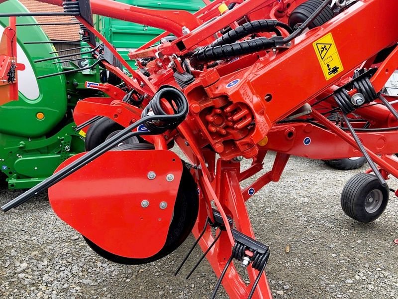 Kreiselheuer tip Kuhn GF 10812T Kreiselheuer gezogen, Neumaschine in St. Marienkirchen (Poză 3)