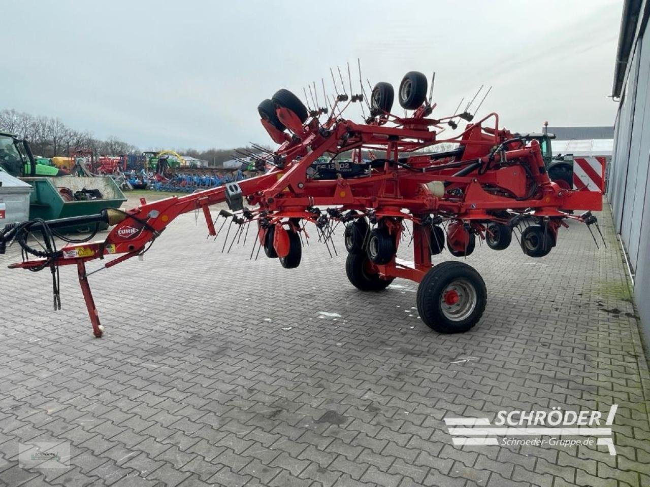 Kreiselheuer typu Kuhn GF 13002 DIGIDRIVE, Gebrauchtmaschine v Wildeshausen (Obrázek 4)