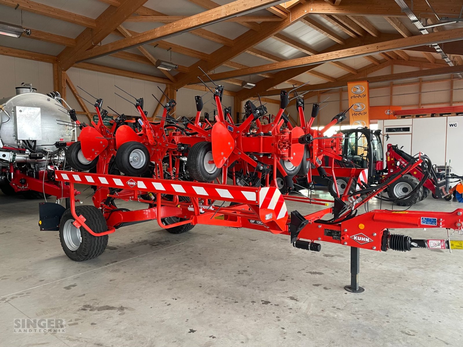 Kreiselheuer Türe ait Kuhn GF 13003 T, Neumaschine içinde Ebenhofen (resim 3)