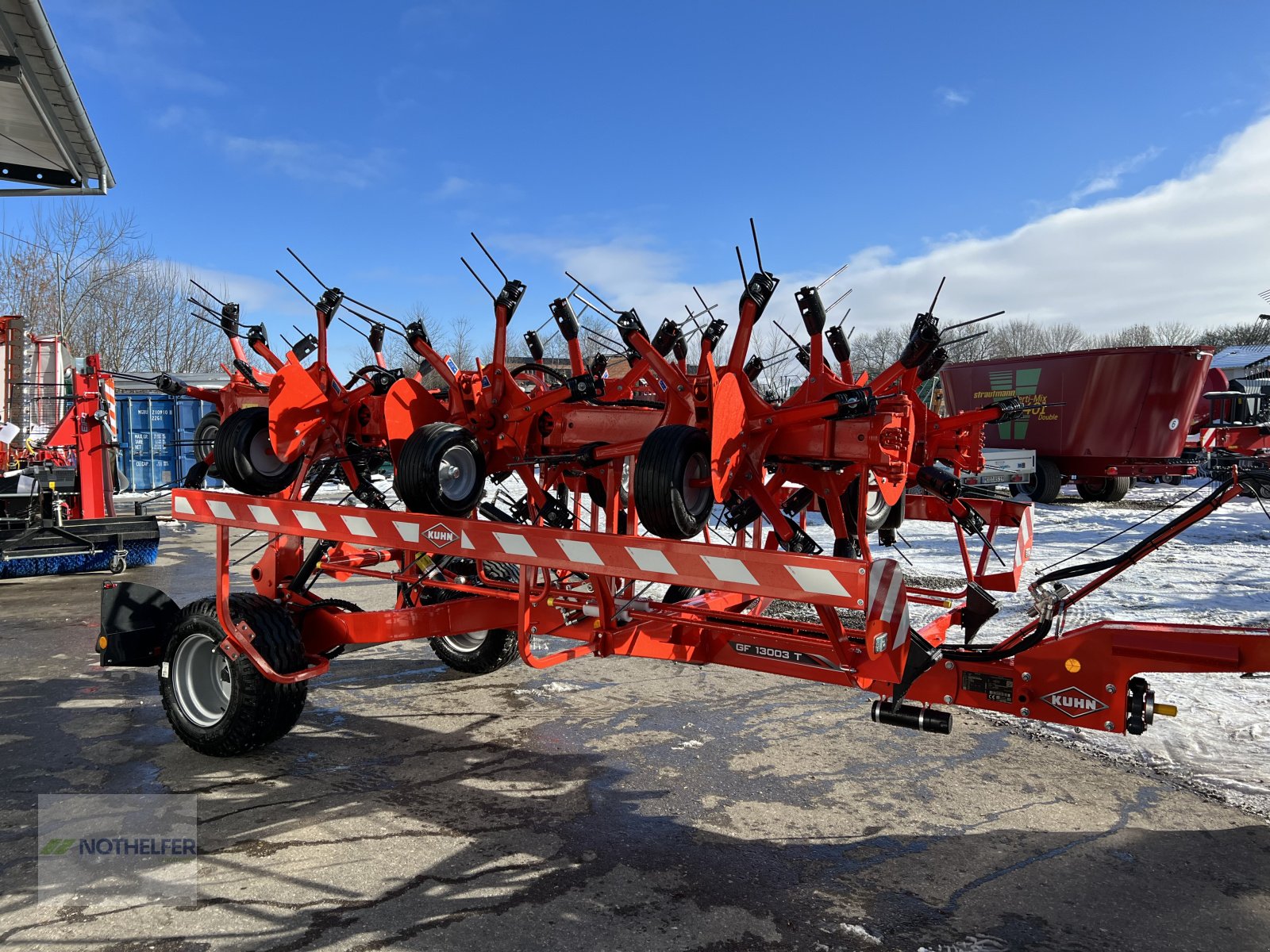 Kreiselheuer tipa Kuhn GF 13003 T, Neumaschine u Pforzen (Slika 2)