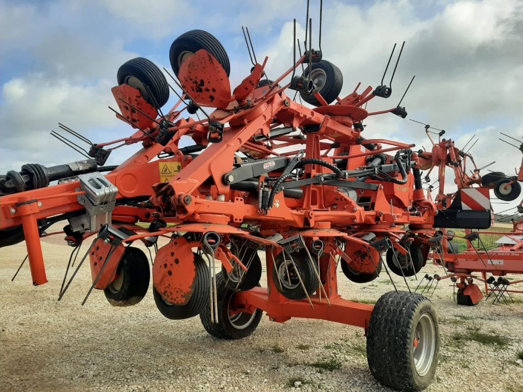 Kreiselheuer Türe ait Kuhn GF 13012 T, Gebrauchtmaschine içinde CREZANCY EN SANCERRE (resim 7)