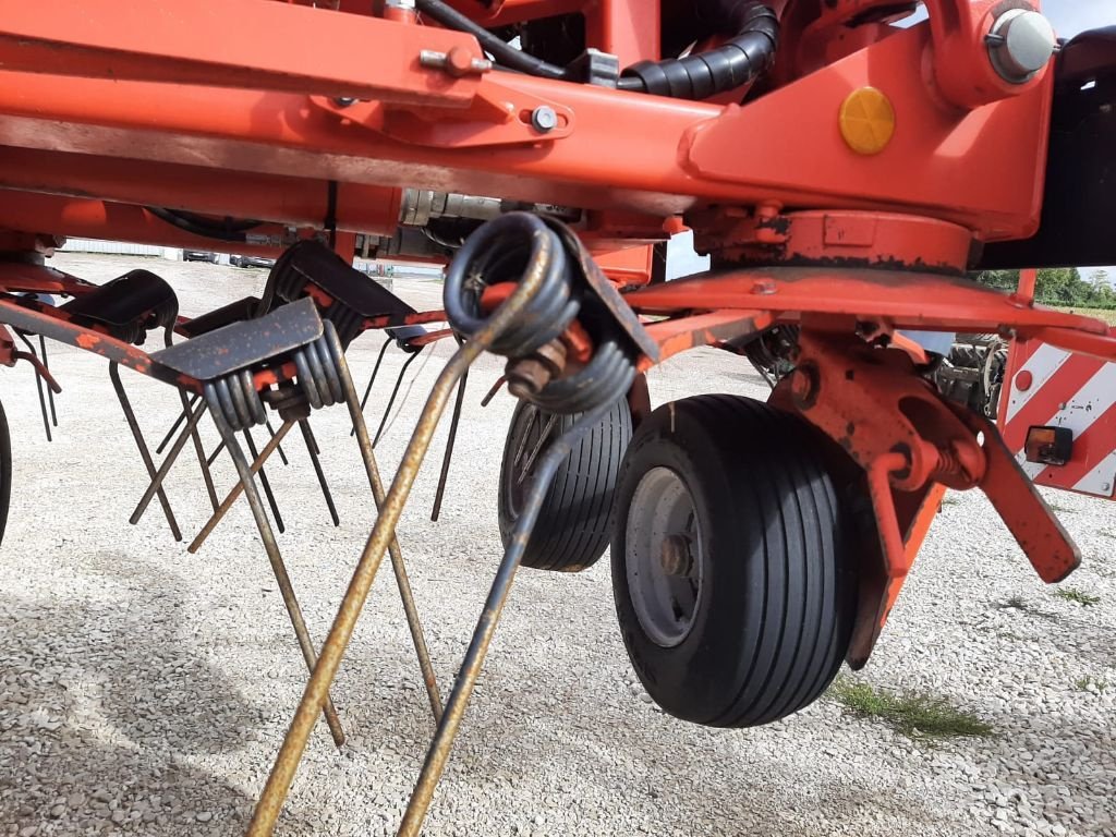 Kreiselheuer Türe ait Kuhn GF 13012 T, Gebrauchtmaschine içinde CREZANCY EN SANCERRE (resim 3)