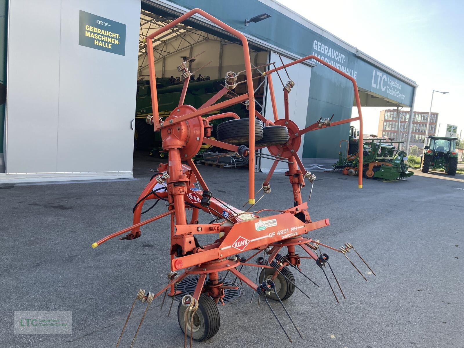 Kreiselheuer типа Kuhn GF 4201 HM, Gebrauchtmaschine в Redlham (Фотография 1)