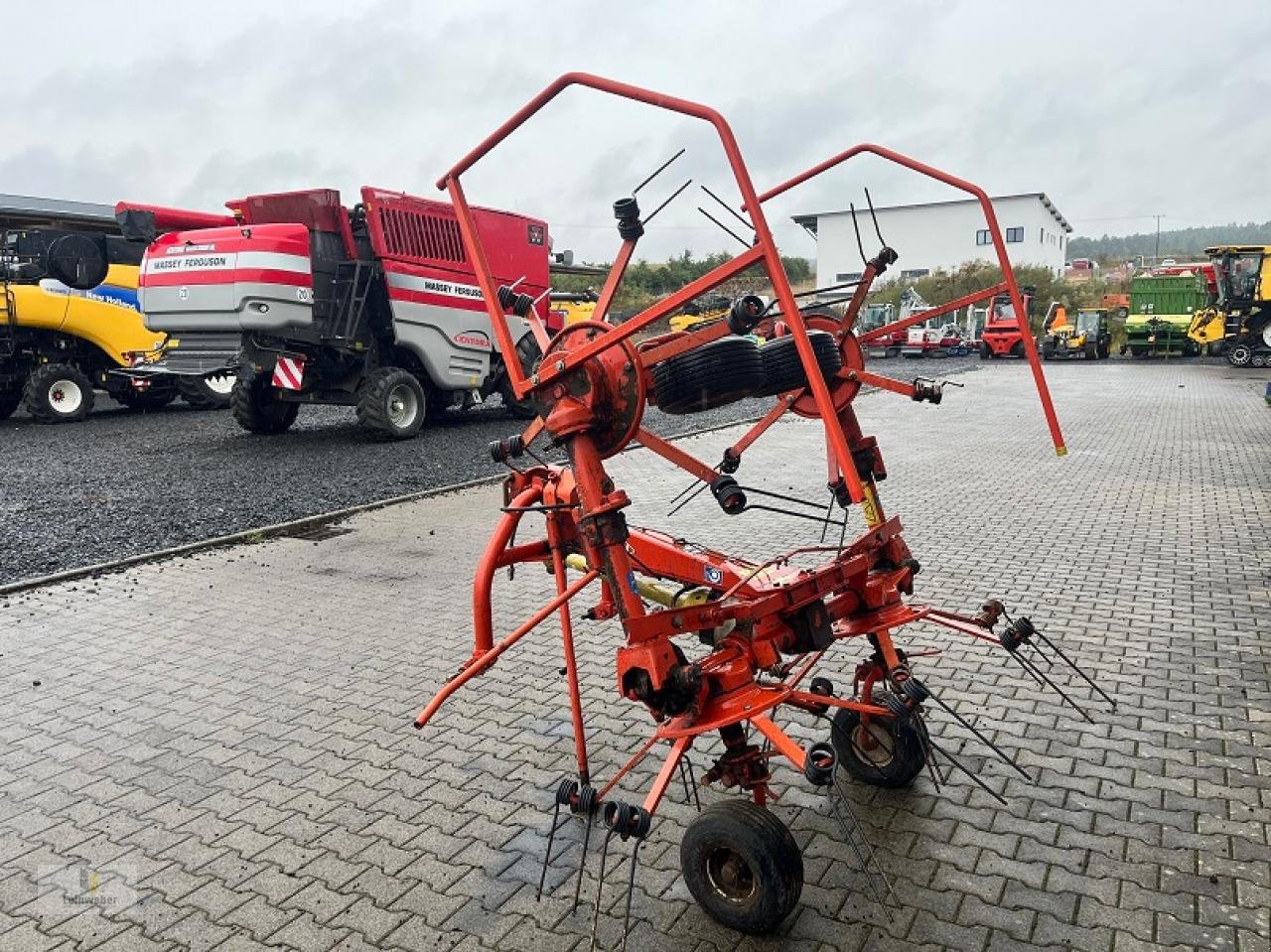 Kreiselheuer Türe ait Kuhn GF 4201 MH, Gebrauchtmaschine içinde Neuhof - Dorfborn (resim 3)