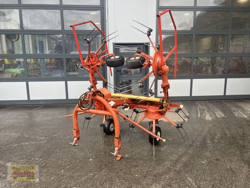 Kreiselheuer des Typs Kuhn GF 4201 MH, Gebrauchtmaschine in Kötschach (Bild 1)