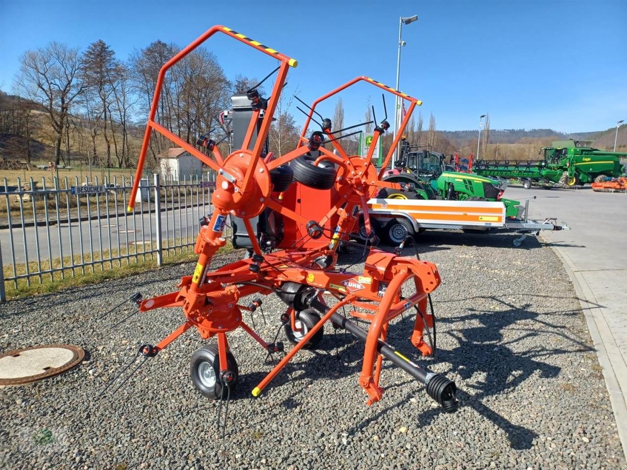 Kreiselheuer du type Kuhn GF 422, Neumaschine en Teichröda (Photo 7)