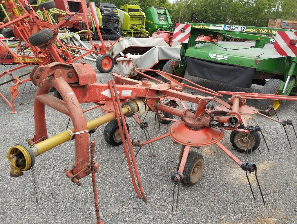 Kreiselheuer tip Kuhn GF 422, Gebrauchtmaschine in Calmont (Poză 2)