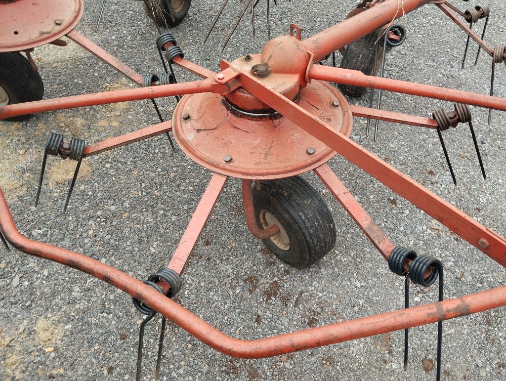 Kreiselheuer tip Kuhn GF 422, Gebrauchtmaschine in Calmont (Poză 8)