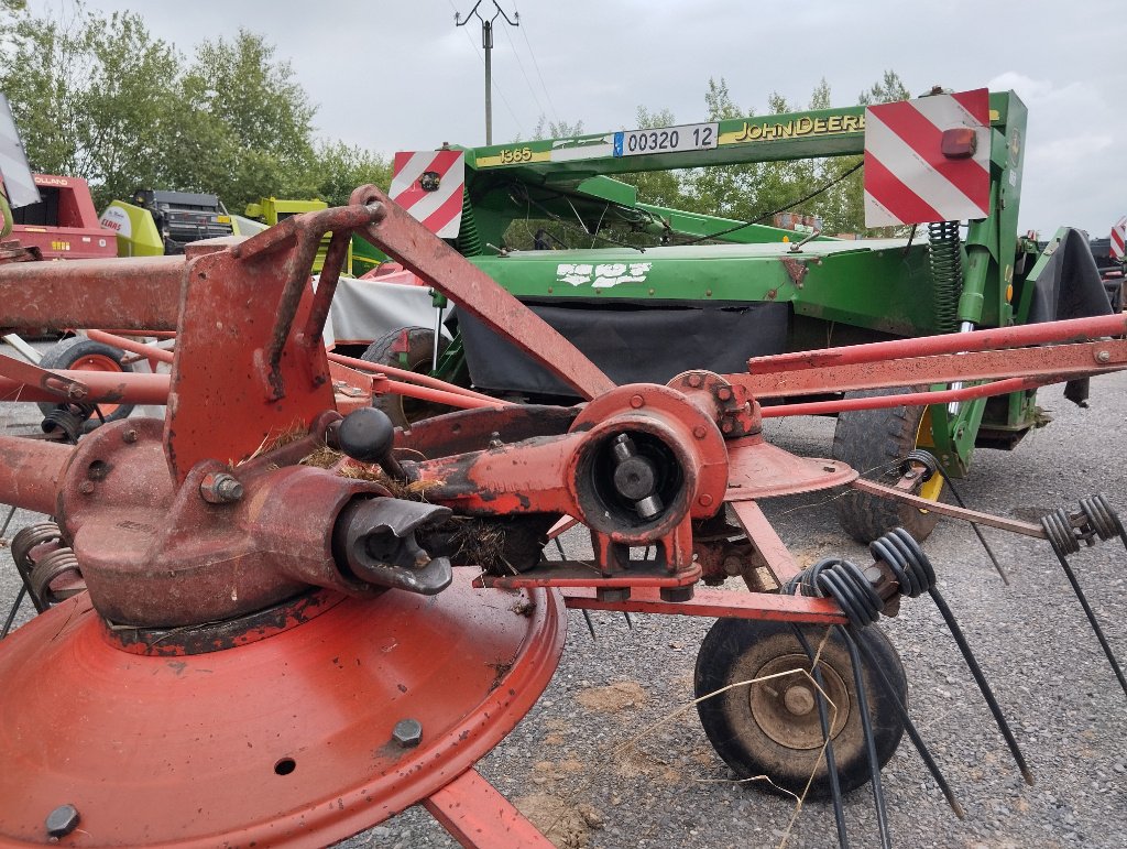 Kreiselheuer tip Kuhn GF 422, Gebrauchtmaschine in Calmont (Poză 3)