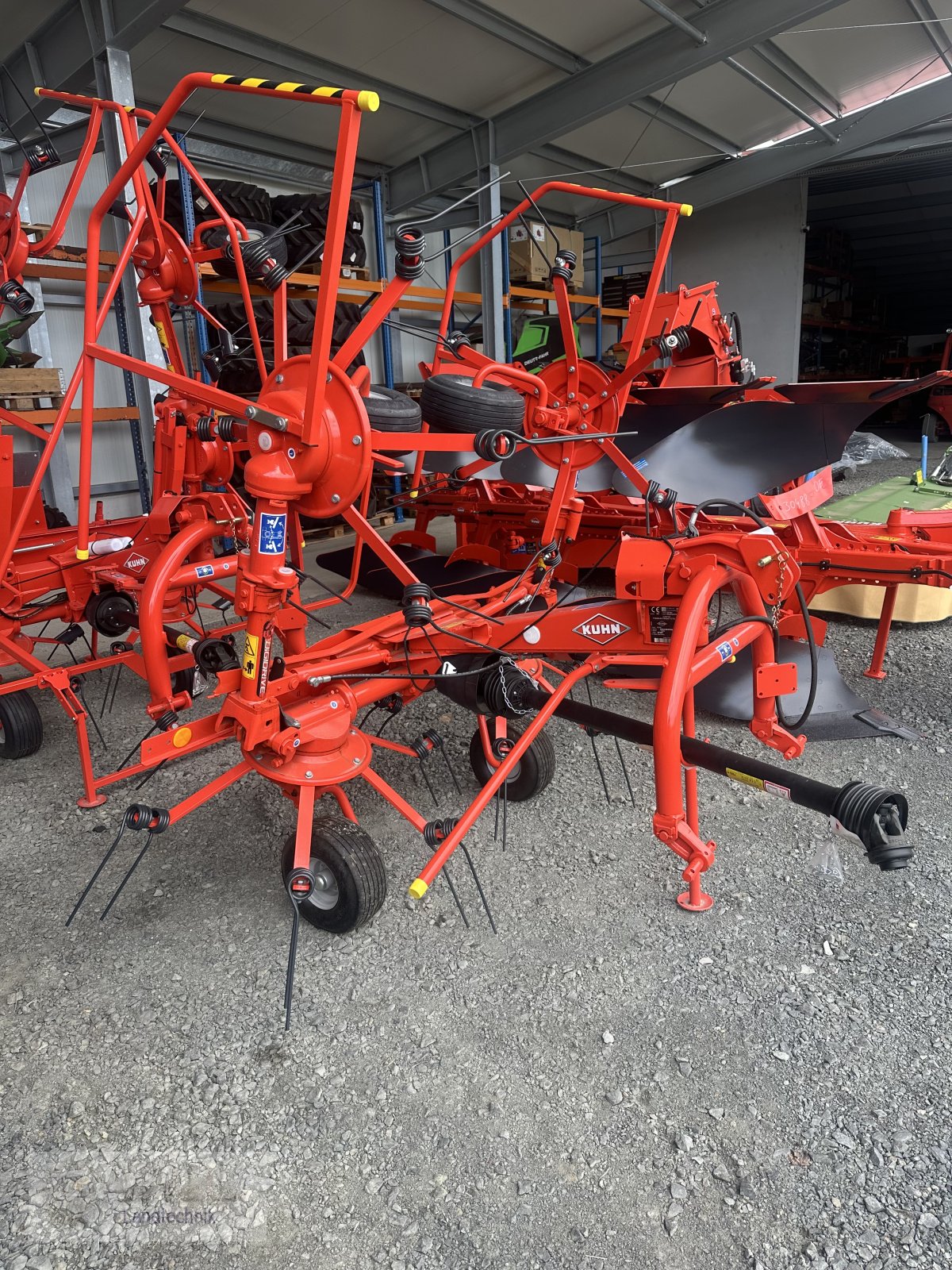 Kreiselheuer of the type Kuhn GF 422, Neumaschine in Rudendorf (Picture 2)