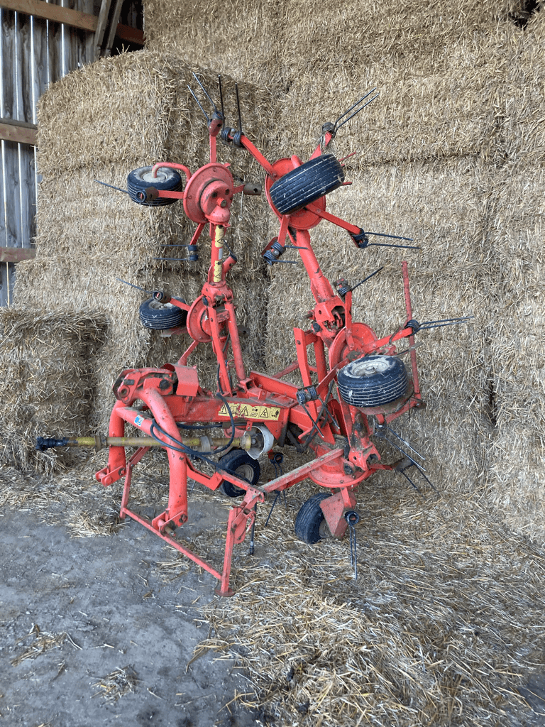 Kreiselheuer Türe ait Kuhn GF 5801 MH, Gebrauchtmaschine içinde ISIGNY-LE-BUAT (resim 3)