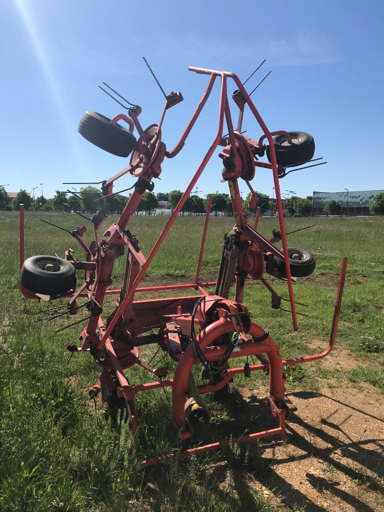 Kreiselheuer of the type Kuhn Gf 5801 MH, Gebrauchtmaschine in MORLHON LE HAUT (Picture 1)