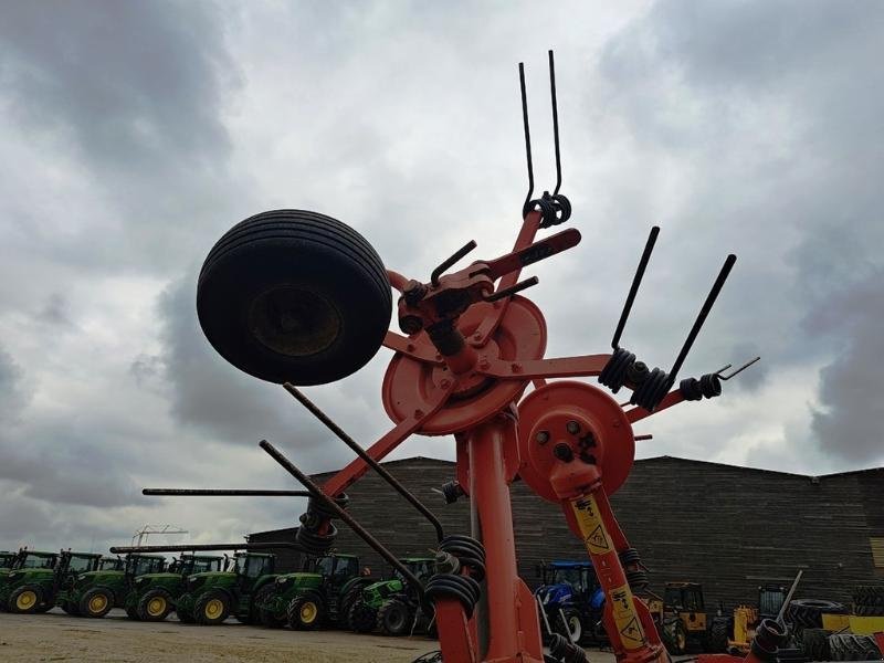 Kreiselheuer typu Kuhn GF 5801, Gebrauchtmaschine v SAINT-GERMAIN DU PUY (Obrázek 6)