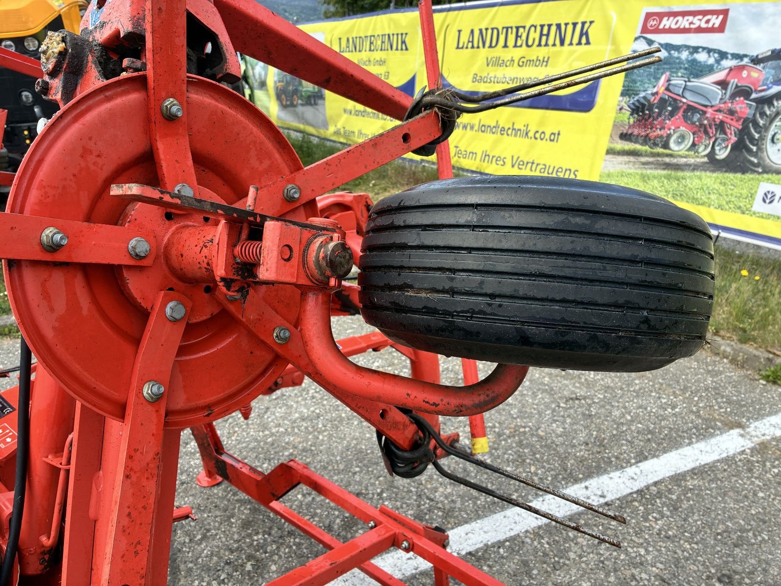 Kreiselheuer Türe ait Kuhn GF 582 DIGIDRIVE, Gebrauchtmaschine içinde Villach (resim 4)