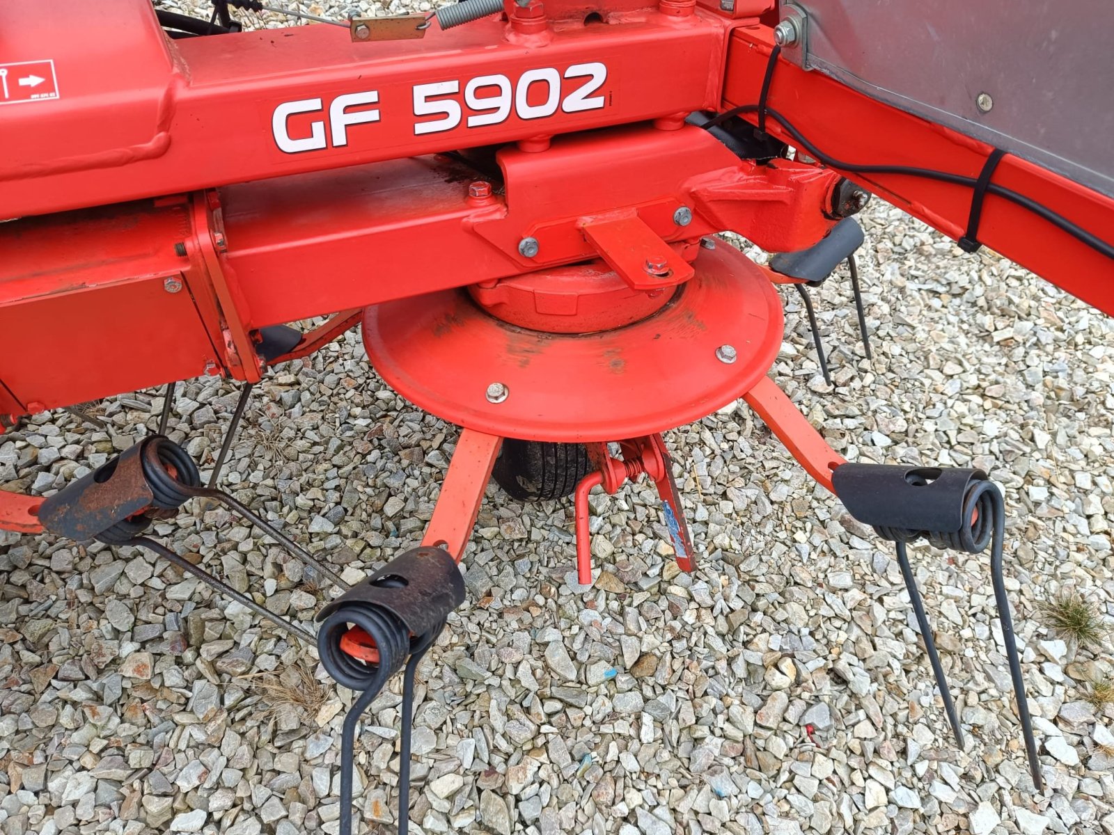 Kreiselheuer typu Kuhn GF 5902, Gebrauchtmaschine v Le Horps (Obrázek 6)