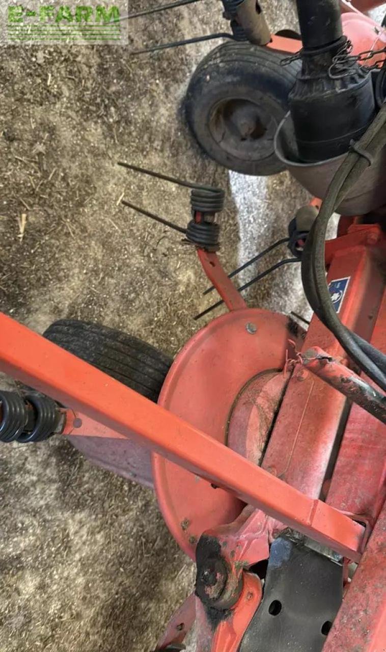 Kreiselheuer типа Kuhn gf 5902, Gebrauchtmaschine в CHAUVONCOURT (Фотография 9)