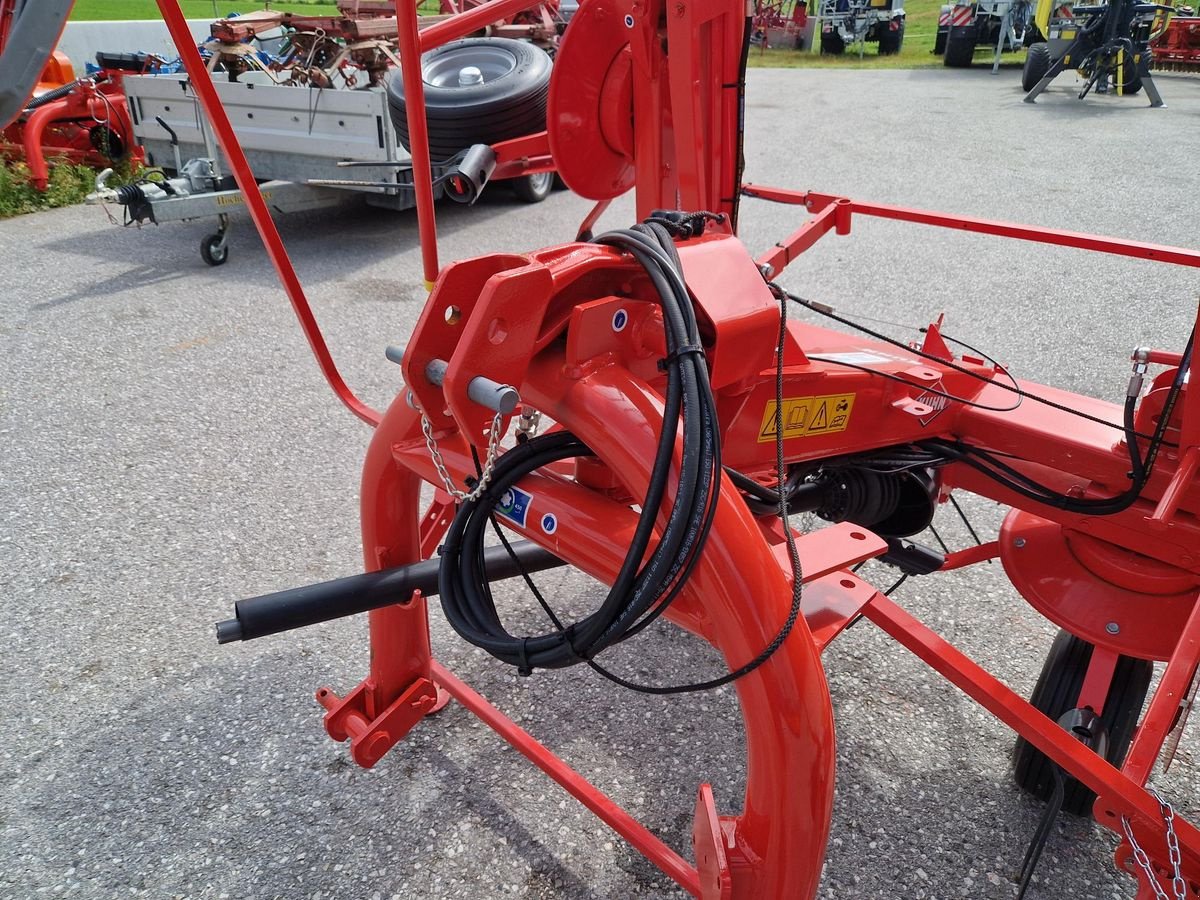 Kreiselheuer Türe ait Kuhn GF 5903, Neumaschine içinde Grünbach (resim 6)