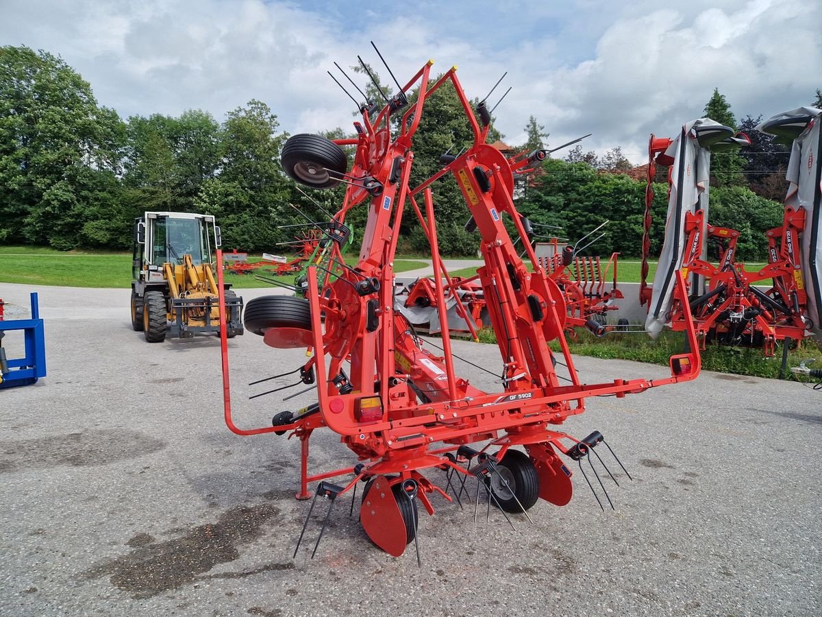 Kreiselheuer Türe ait Kuhn GF 5903, Neumaschine içinde Grünbach (resim 3)