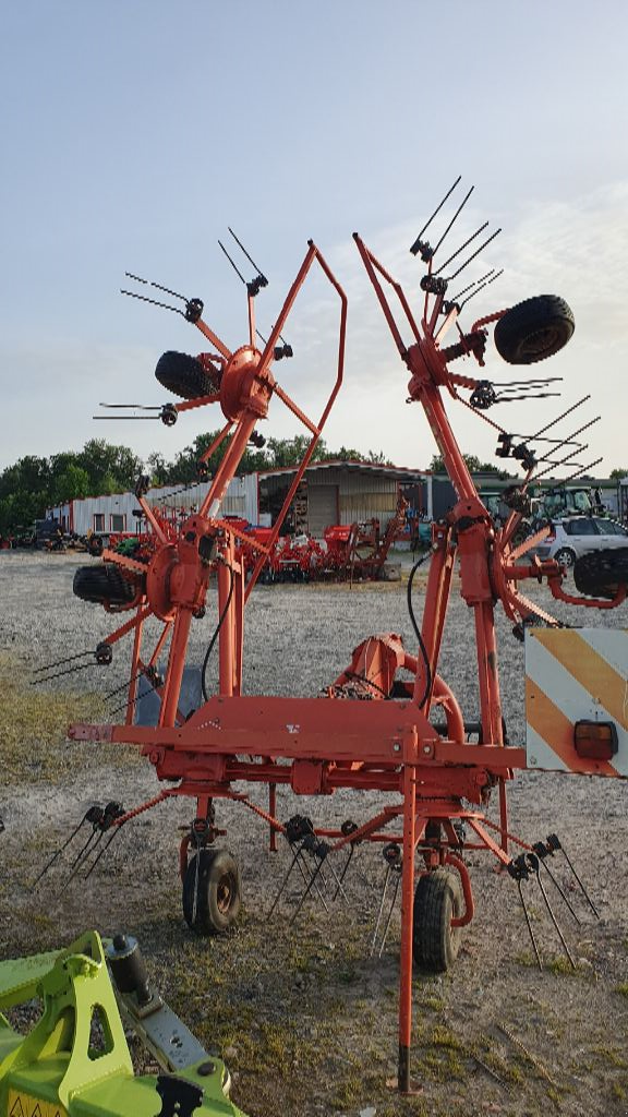 Kreiselheuer typu Kuhn GF 6301 MH, Gebrauchtmaschine v CIVENS (Obrázek 4)
