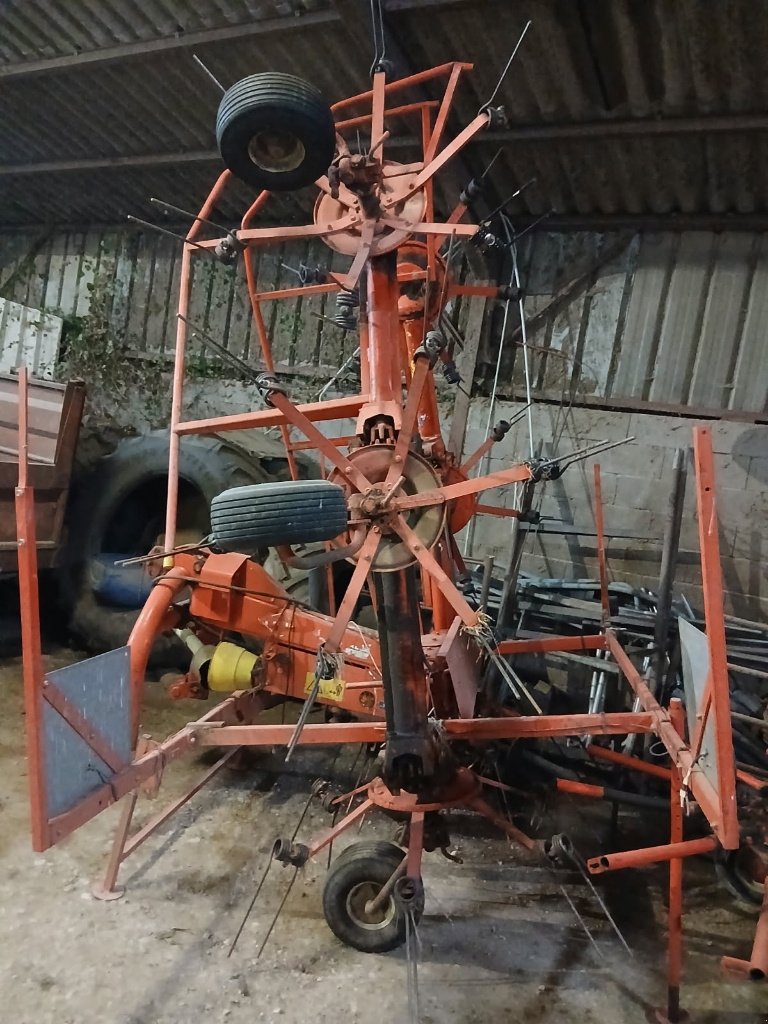 Kreiselheuer типа Kuhn GF 6301 MH, Gebrauchtmaschine в BRAS SUR MEUSE (Фотография 1)