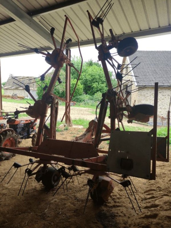 Kreiselheuer Türe ait Kuhn GF 6401 MH, Gebrauchtmaschine içinde COGNAC LA FORET (resim 5)