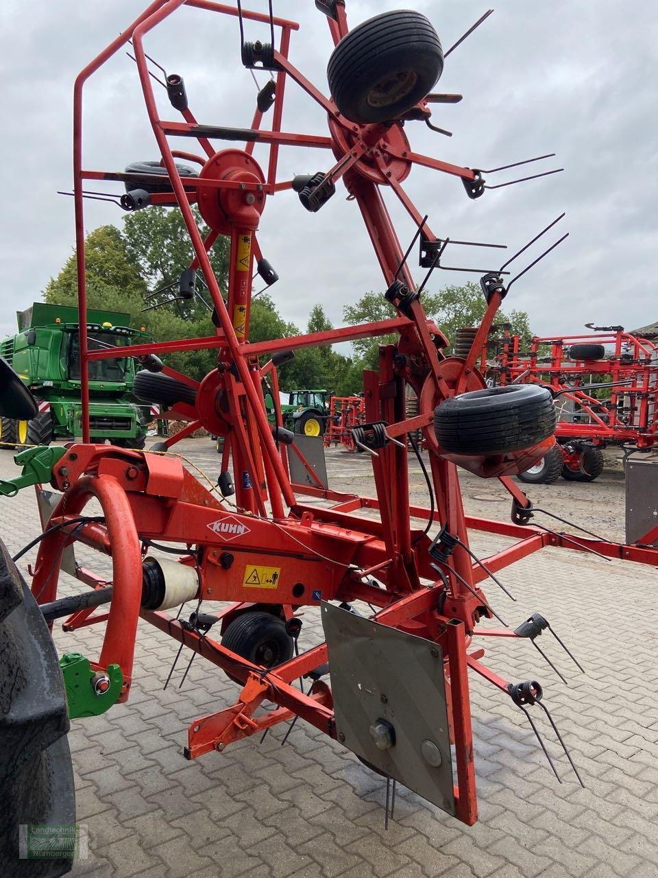 Kreiselheuer des Typs Kuhn GF 6401 MH, Gebrauchtmaschine in Leubsdorf (Bild 1)