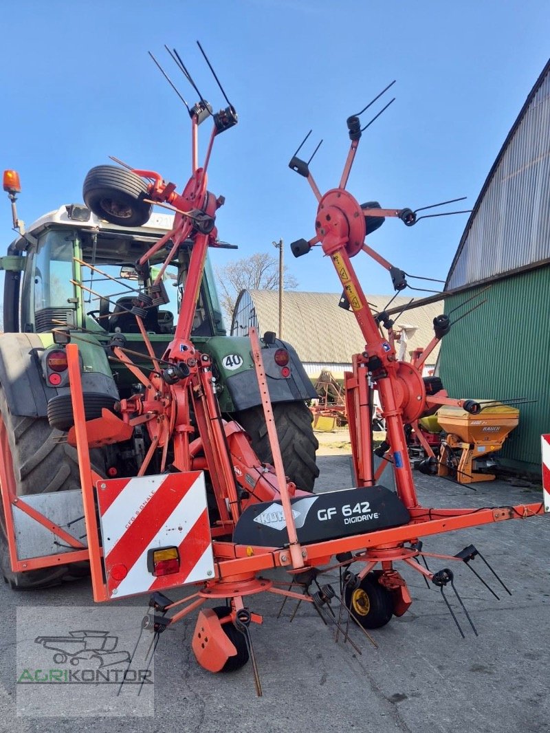 Kreiselheuer du type Kuhn GF 642 DIGIDRIVE, Gebrauchtmaschine en Liebenwalde (Photo 7)