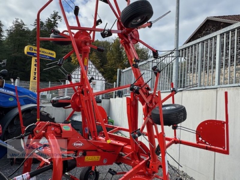 Kreiselheuer des Typs Kuhn GF 642, Neumaschine in Lindenfels-Glattbach (Bild 1)